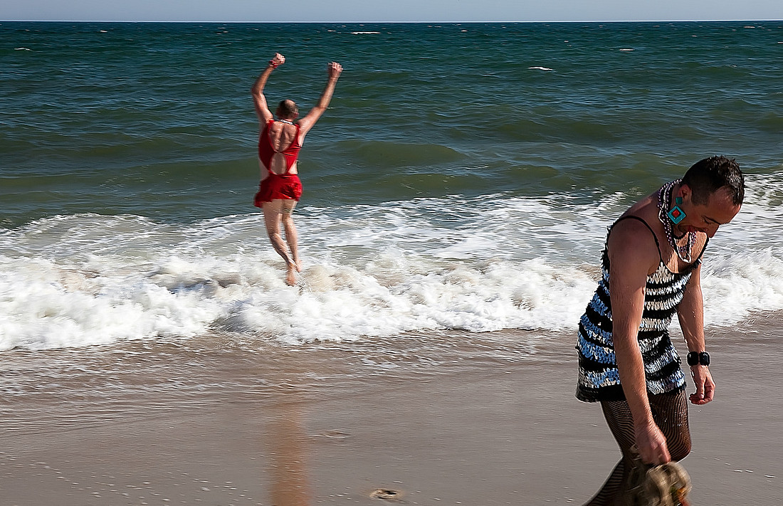 Drag queens on the Cherry Grove beach, Fire island | koitz photo